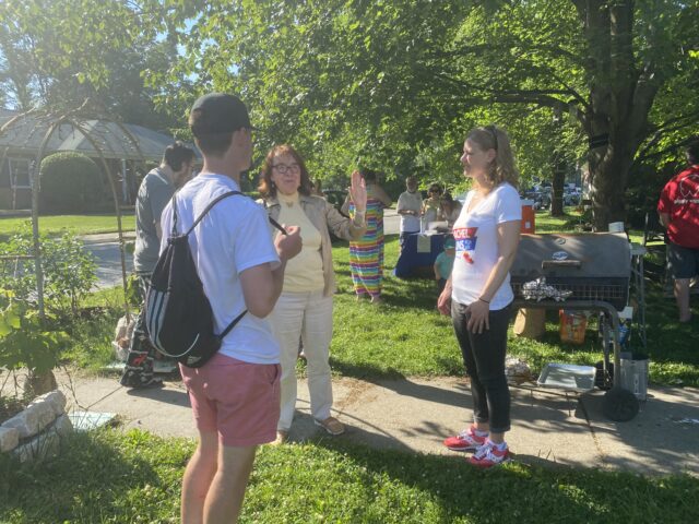 Speaking with voters